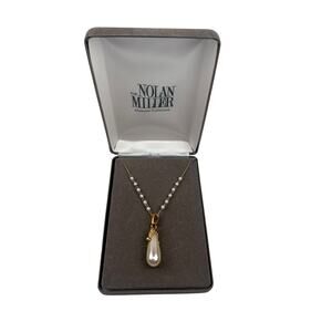 Nolan Miller Glamour Collection Vienna Pendant Necklace Faux Pearl 28.5" in Box
